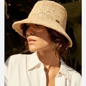 Brixton Ellee straw bucket hat, NWT